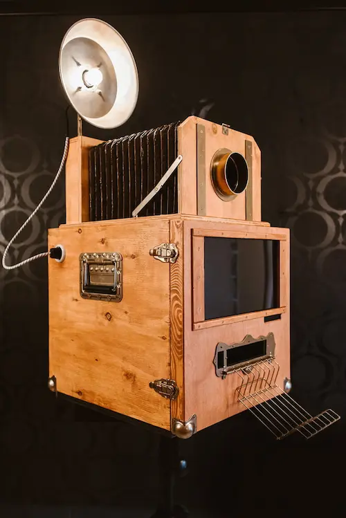 Retromata, fotomatón de estilo retro para eventos y bodas en Jerez de la Frontera