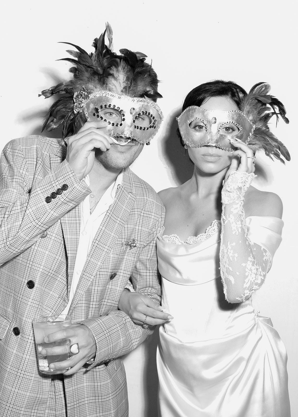 Retromata, fotomatón retro con fotos en papel y digital. En color y en B&N