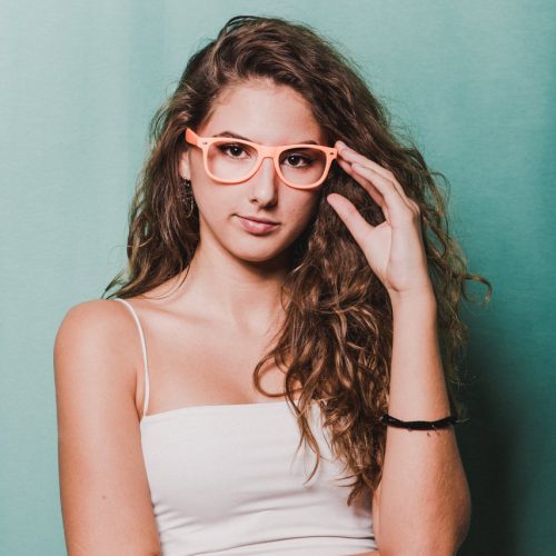 Variedad de gafas para el photocall que montamos con nuestro fotomatón para bodas en Huelva